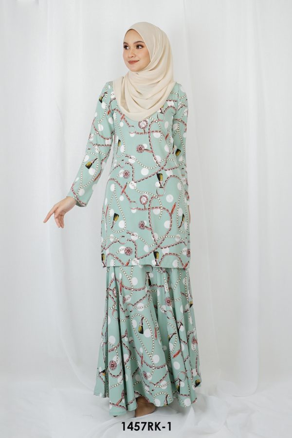 Rihanna Kurung in Mint Green (1457RK-1) - Image 3