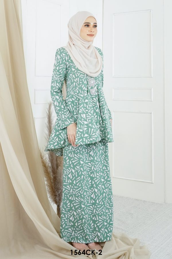 Cempaka Kebaya in Green (1564CK-2) - Image 2