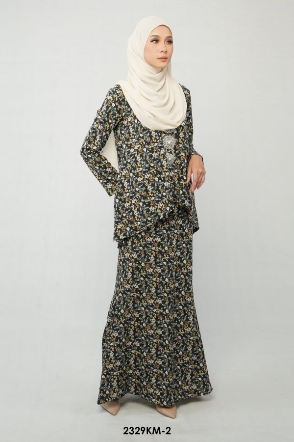 Kebaya Melur in Black (2329KM-2) - Image 2