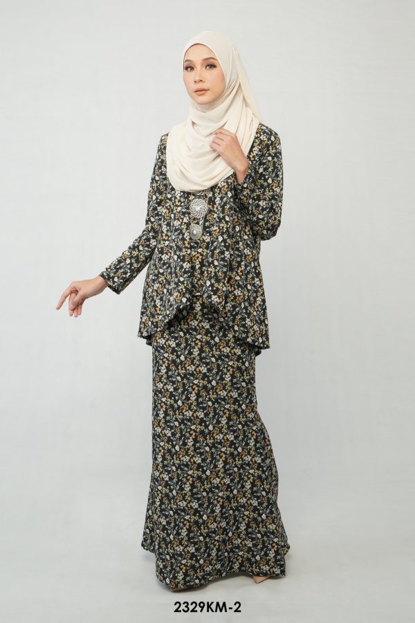 Kebaya Melur in Black (2329KM-2) - Image 3