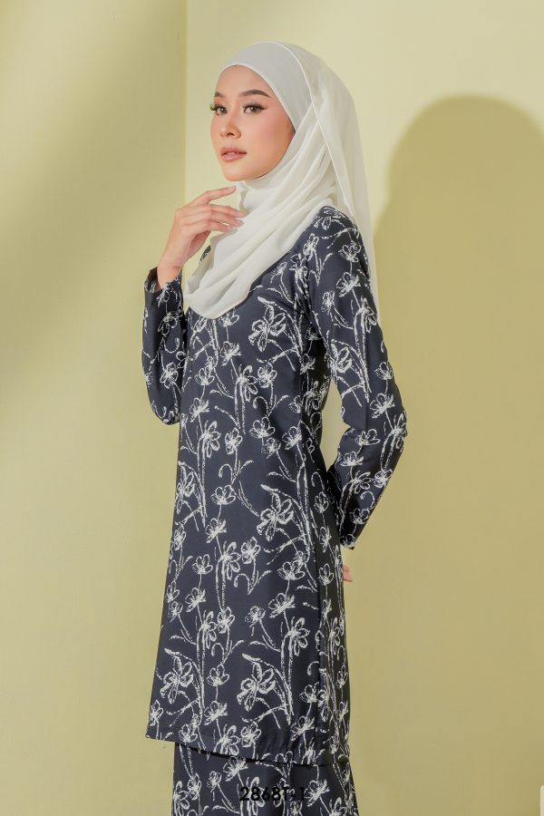 Teejah Kurung in Black (2868T-1) - Image 2