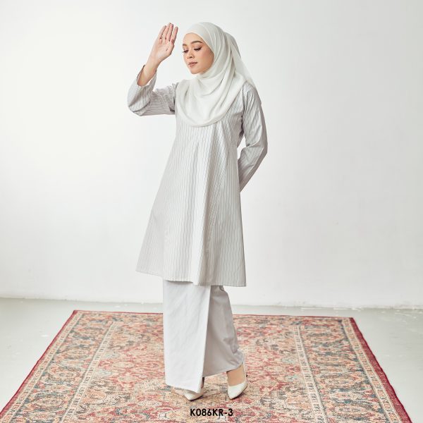 Riau Kurung in Light Grey (K086KR-3) - Image 3