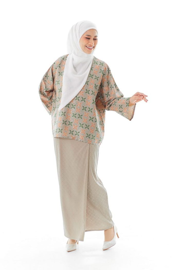 Kurung Kedah in Oyster Bay (BMK359KKH-4)