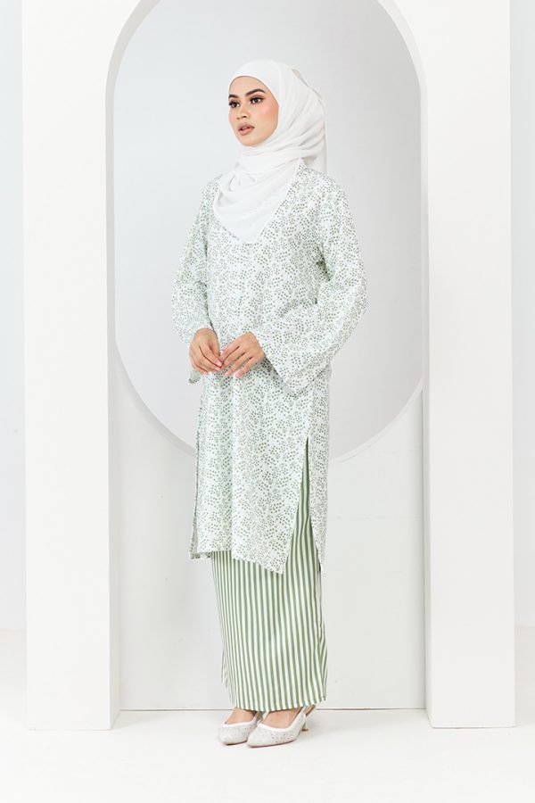 Nayla Kurung in Apple Green (K472NK-3) - Image 2