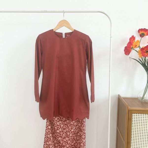 Sandra Kurung in Rust Orange (K559SK-2)