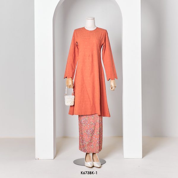 Bella Kurung 2.0 Scallop in Brick Red (K673BK-1)