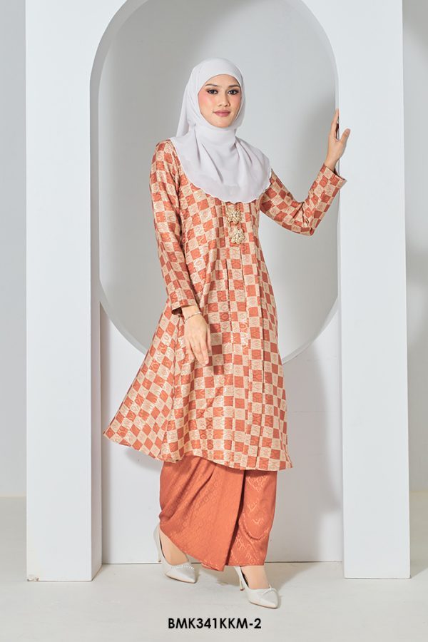 Kebarung Batiq Mia in Ginger Orange (BMK341KKM-2) - Image 3