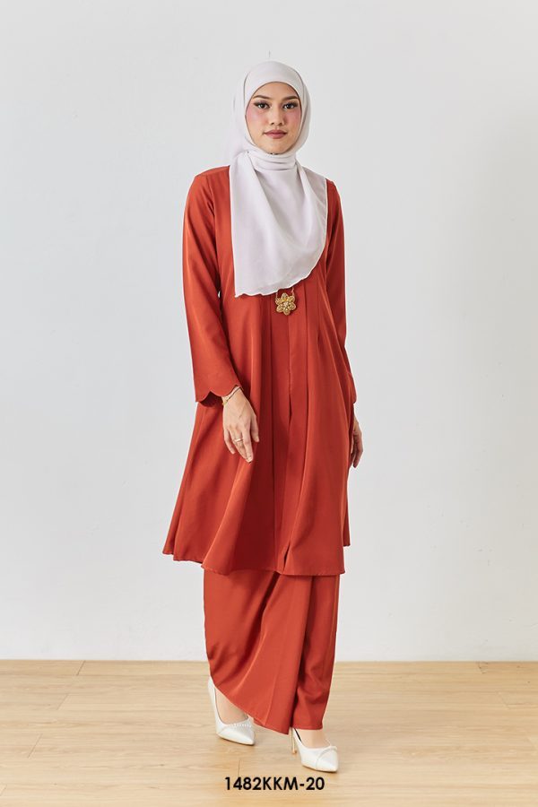 Kebarung Kalthom 2.0 Scallop in Vermillion Red (1482KKM-20) - Image 3