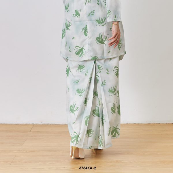 Kebaya Anggun 2.0 in Faded Green (3784KA-2) - Image 4