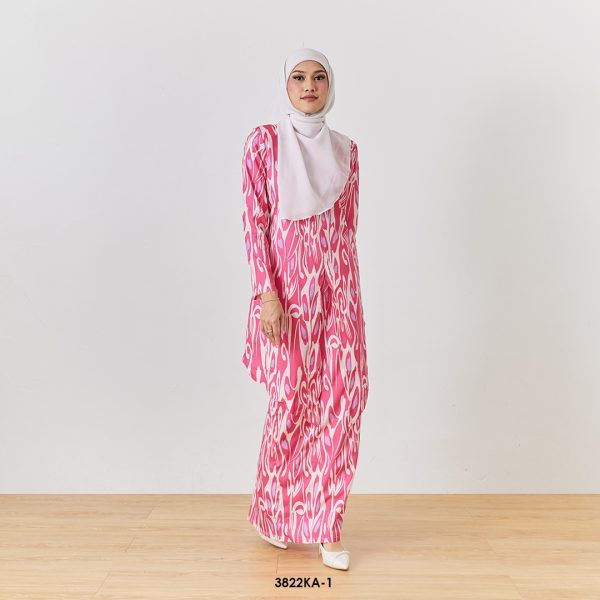 Kebaya Anggun 2.0 in Striking Pink (3822KA-1) - Image 3