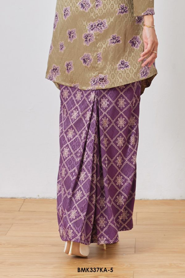 Kebaya Anggun in Sage Green (BMK337KA-5) - Image 4