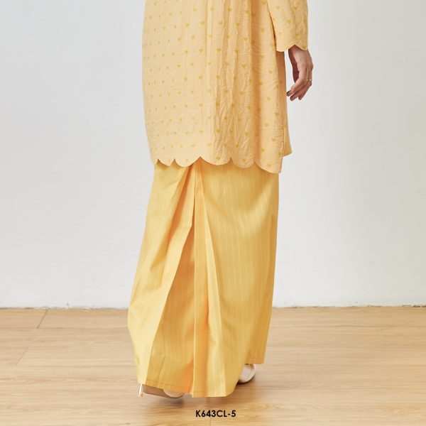 Callie Kurung 2.0 Puff in Amber (K643CL-5) - Image 4