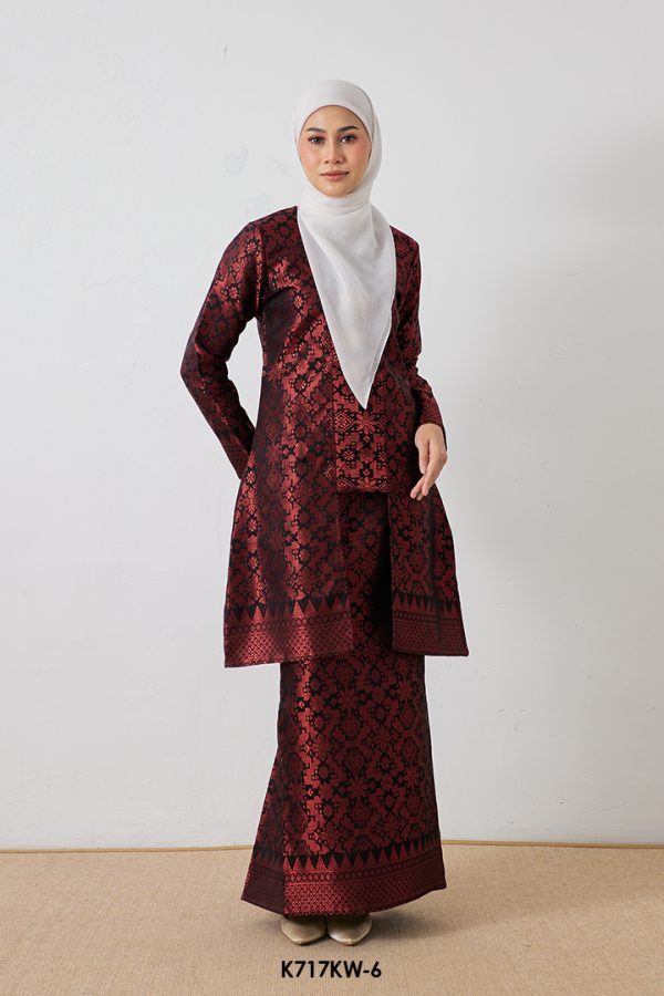 Kebaya Wilda in Black (K717KW-6)