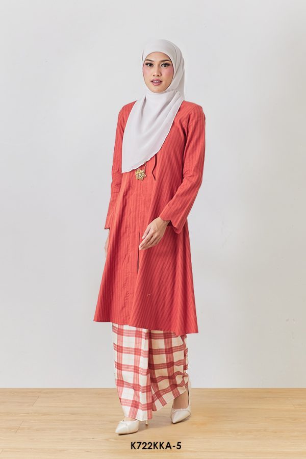 Kebarung Anggerik in Red (K722KKA-5) - Image 3