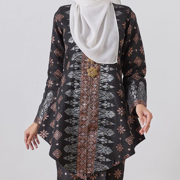 Kebaya Saloma in Black (K725KS-5) - Image 2