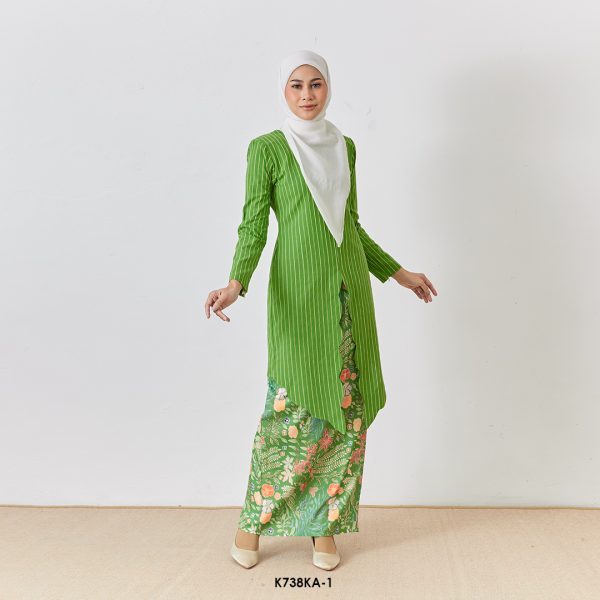 Kebaya Anggun 2.0 in Green (K738KA-1) - Image 3