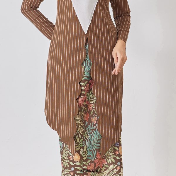 Kebaya Anggun 2.0 in Brown (K738KA-4) - Image 2