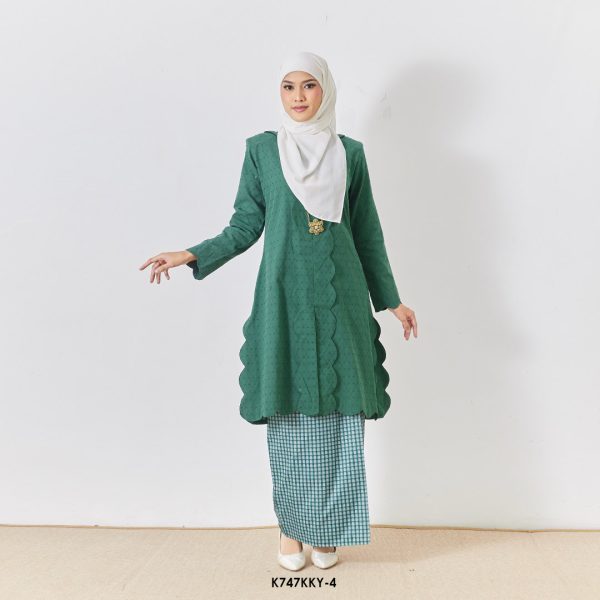 Kebarung Maya in Castleton Green (K747KKY-4)