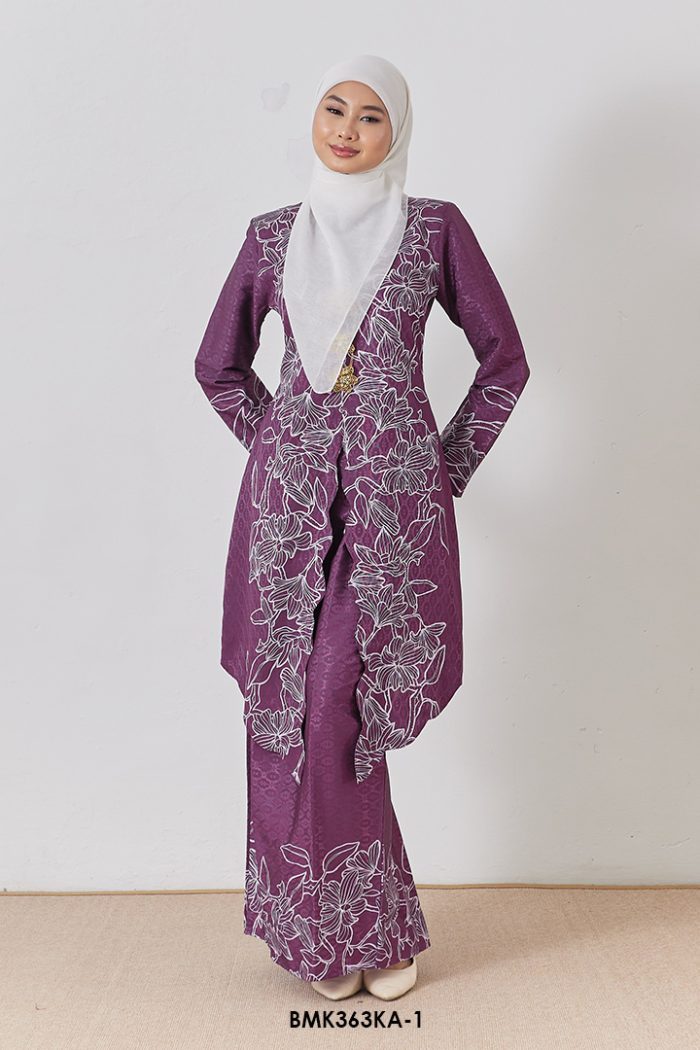 Kebaya Anggun 2.0 in Mangosteen (BMK363KA-1)