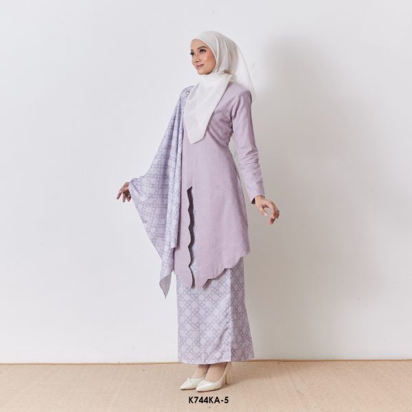 Kebaya Anggun 2.0 With Shawl in Faded Purple (K744KA-5) - Image 2