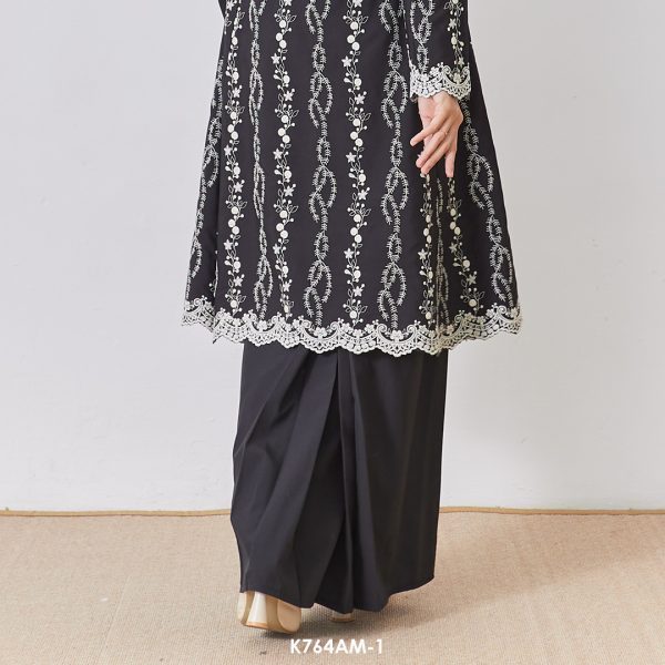 Ameera Kurung in Black (K764AM-1) - Image 4