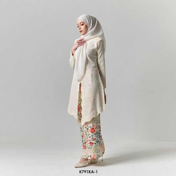 Kebaya Anggun 2.0 in Off White (K791KA-1) - Image 2