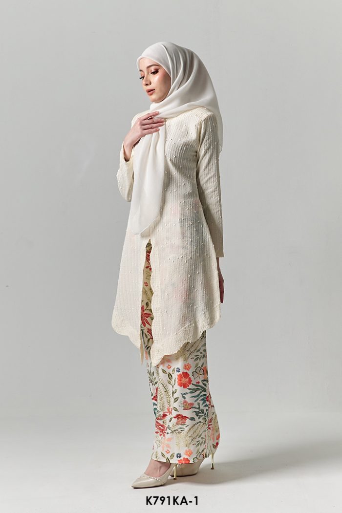 Kebaya Anggun 2.0 in Off White (K791KA-1)