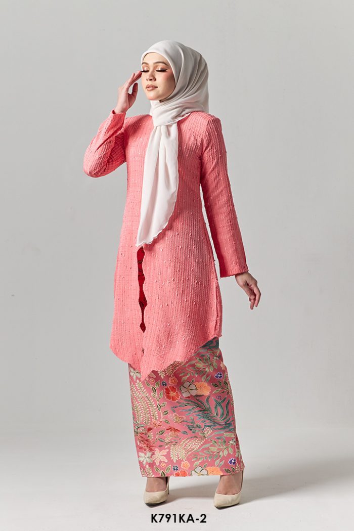 Kebaya Anggun 2.0 in Flamingo (K791KA-2)