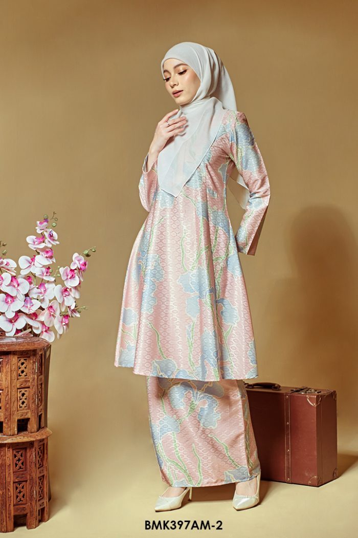 Ameera Kurung in Bubblegum Pink (BMK397AM-2)
