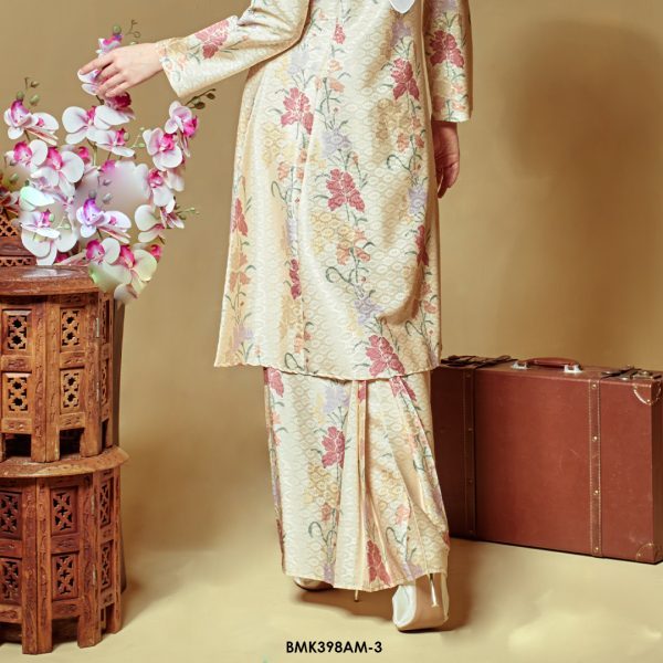Ameera Kurung in Cream (BMK398AM-3) - Image 3