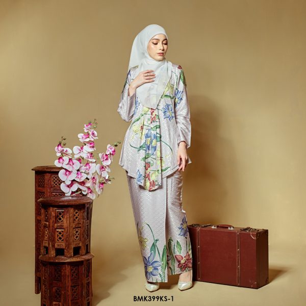 Kebaya Saloma in Silver (BMK399KS-1) - Image 2