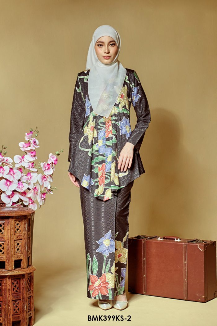 Kebaya Saloma in Black (BMK399KS-2)
