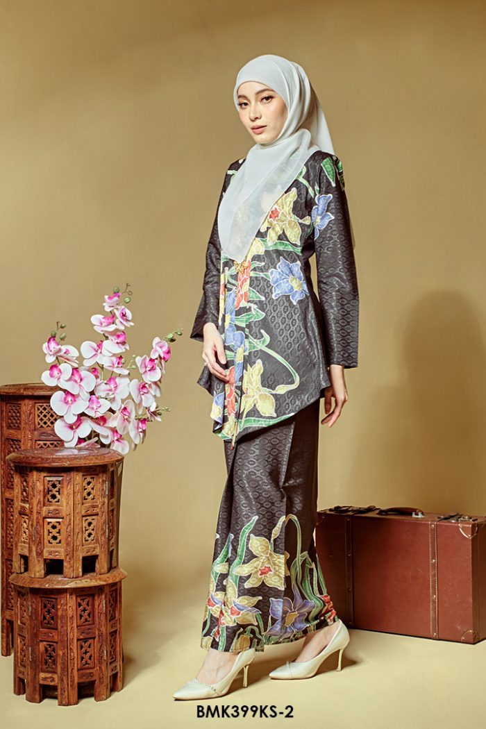 Kebaya Saloma in Black (BMK399KS-2)