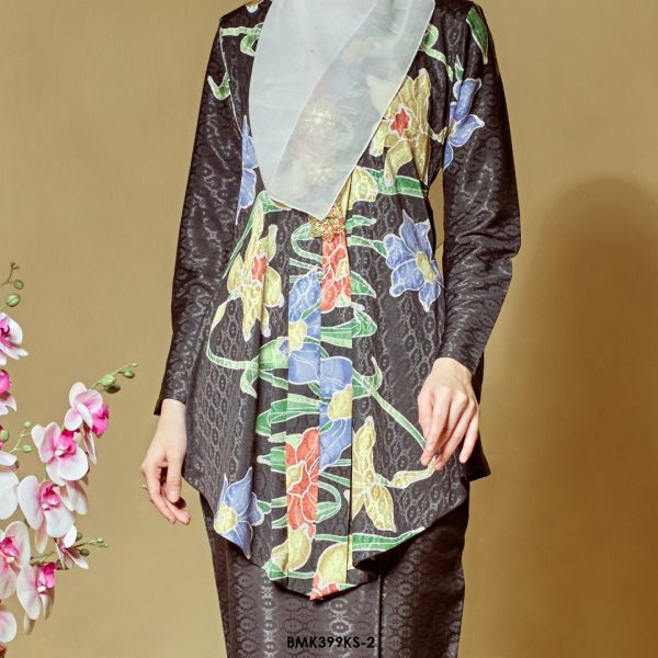 Kebaya Saloma in Black (BMK399KS-2) - Image 3