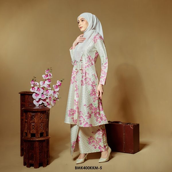 Kebarung Batiq Mia 3.0 Ribbon in Cream (BMK400KKM-5) - Image 2