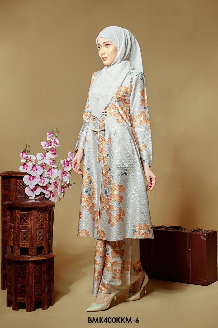 Kebarung Batiq Mia 3.0 Ribbon in Light Cream (BMK400KKM-6)