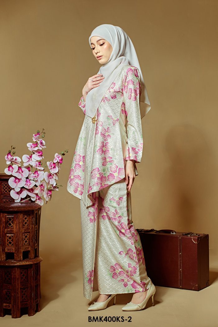 Kebaya Saloma in Cream (BMK400KS-2)