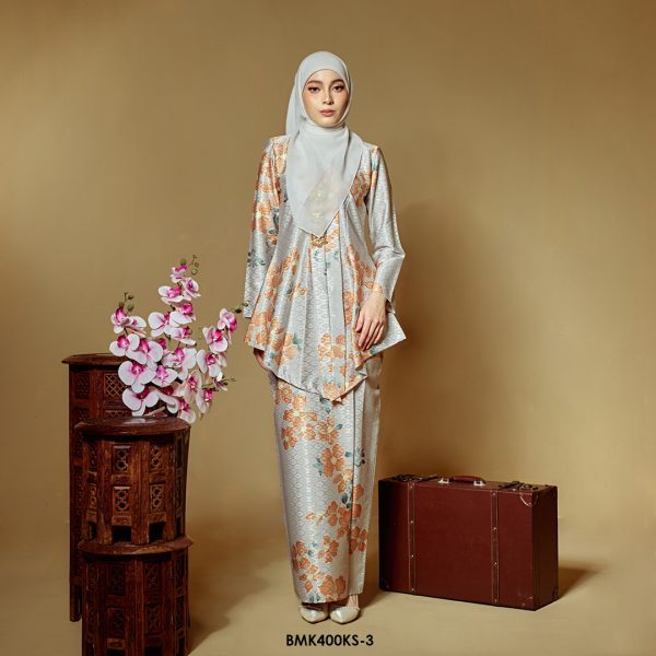 Kebaya Saloma in Light Cream (BMK400KS-3)