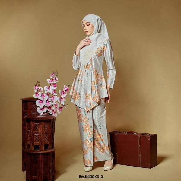 Kebaya Saloma in Light Cream (BMK400KS-3) - Image 2