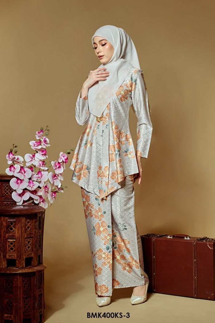 Kebaya Saloma in Light Cream (BMK400KS-3)