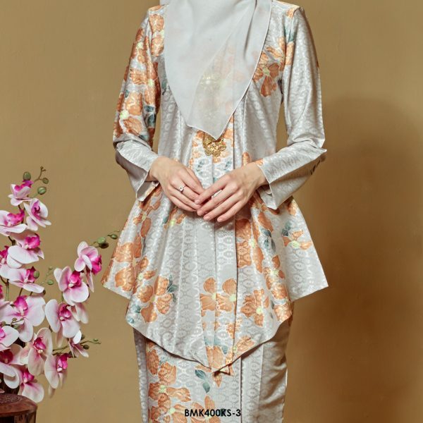 Kebaya Saloma in Light Cream (BMK400KS-3) - Image 3