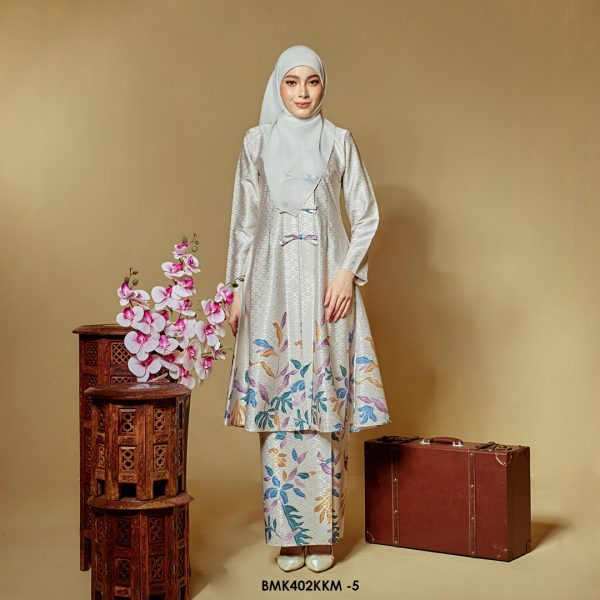 Kebarung Batiq Mia 3.0 Ribbon in Cream (BMK402KKM-5)