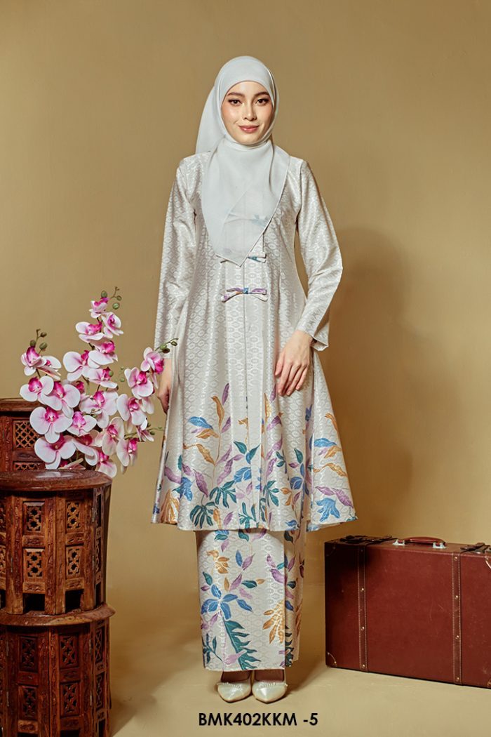 Kebarung Batiq Mia 3.0 Ribbon in Cream (BMK402KKM-5)