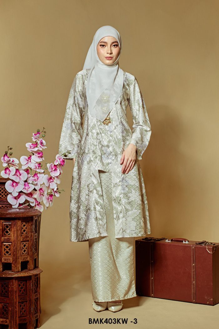 Kebaya Wilda Batiq Mia in Light Sage Green (BMK403KW-3)