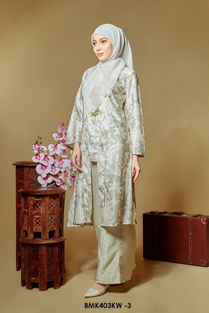 Kebaya Wilda Batiq Mia in Light Sage Green (BMK403KW-3)