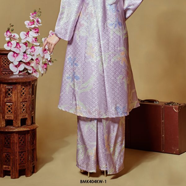 Kebaya Wilda Batiq Mia in Light Lilac (BMK404KW-1) - Image 3