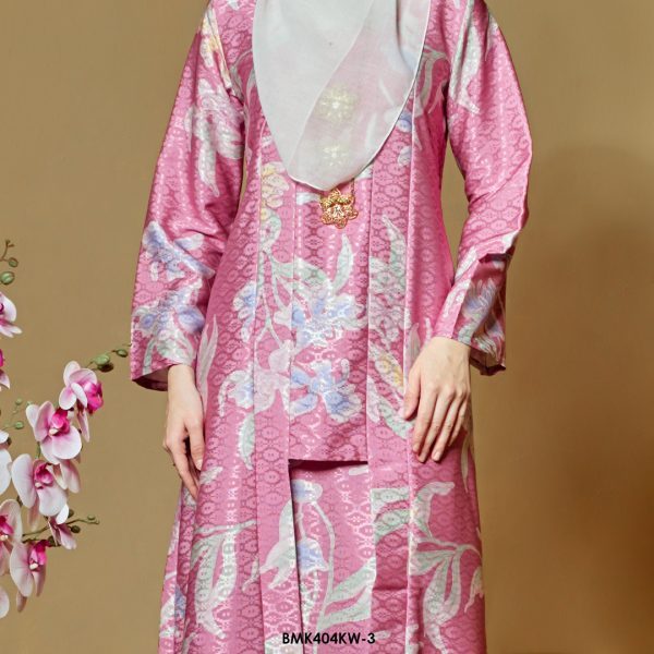 Kebaya Wilda Batiq Mia in Blush Pink (BMK404KW-3) - Image 4