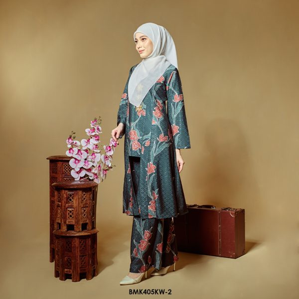 Kebaya Wilda Batiq Mia in Dark Emerald (BMK405KW-2) - Image 2