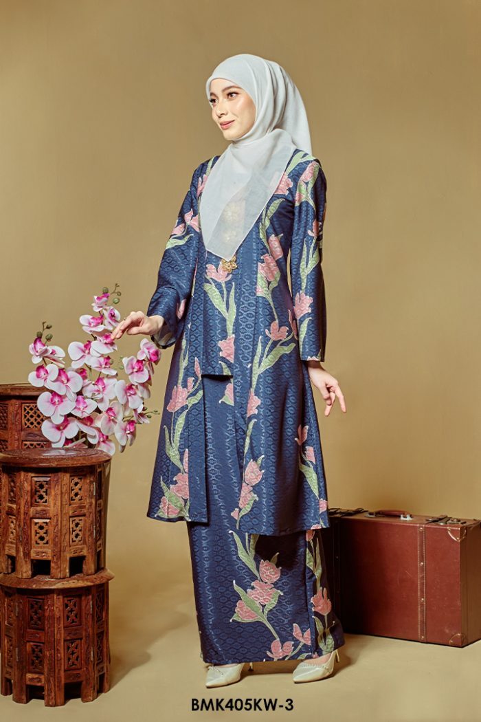 Kebaya Wilda Batiq Mia in Midnight Blue (BMK405KW-3)