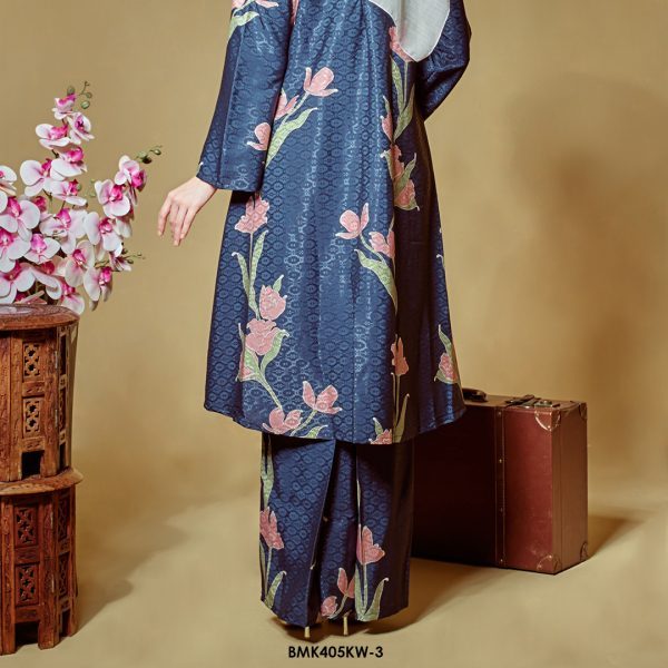 Kebaya Wilda Batiq Mia in Midnight Blue (BMK405KW-3) - Image 3